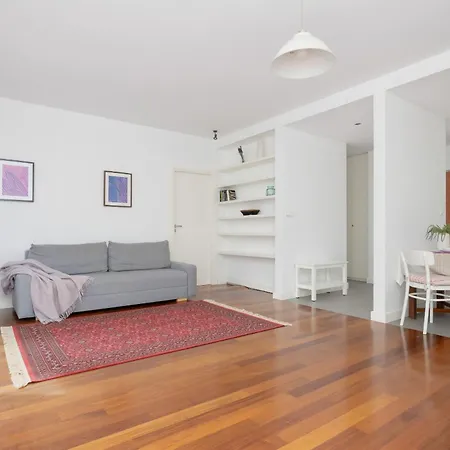 Apartament Charming With Parking By Renters Warszawa